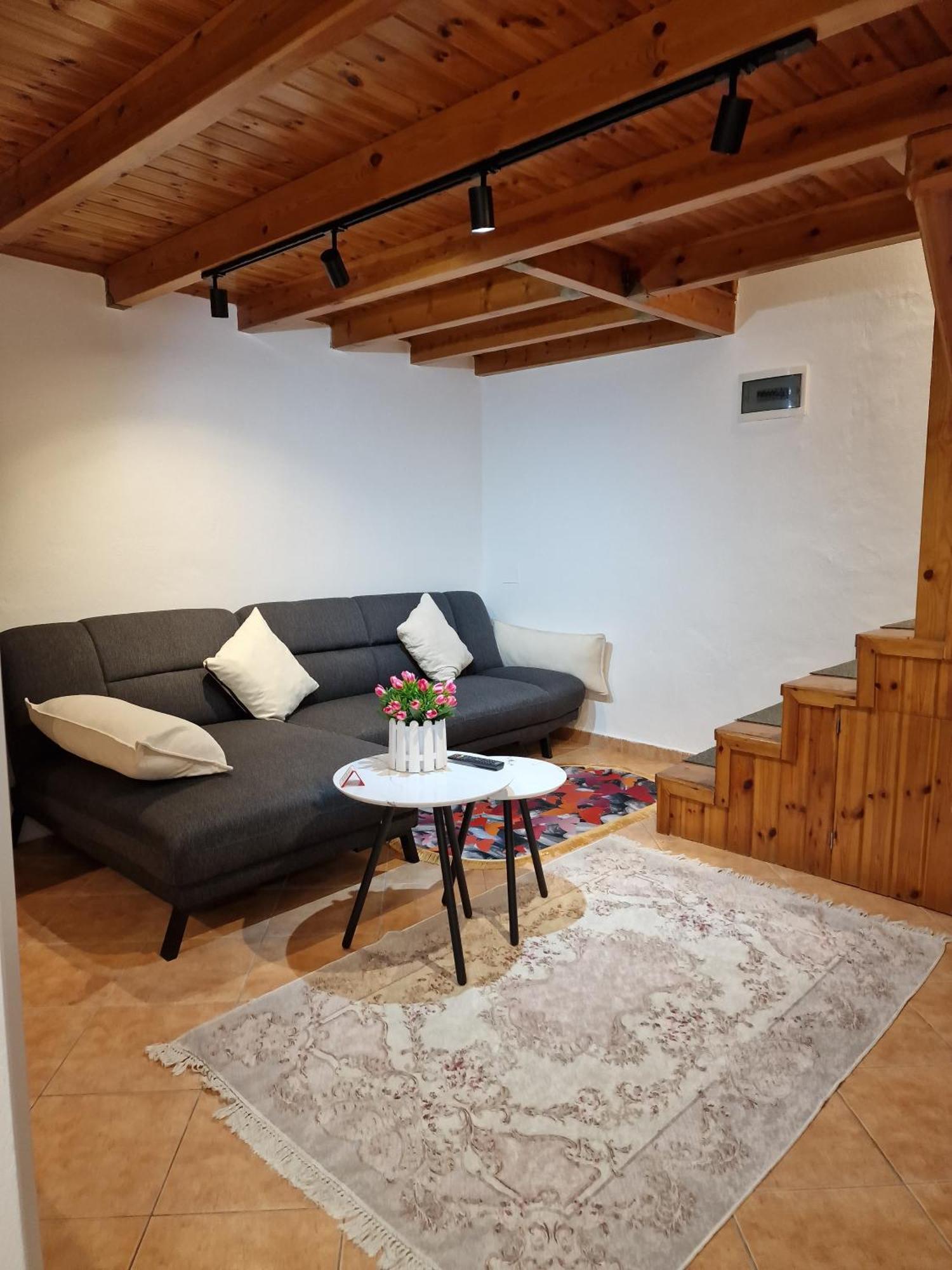 Apartment Antigona Gjirokastër Extérieur photo